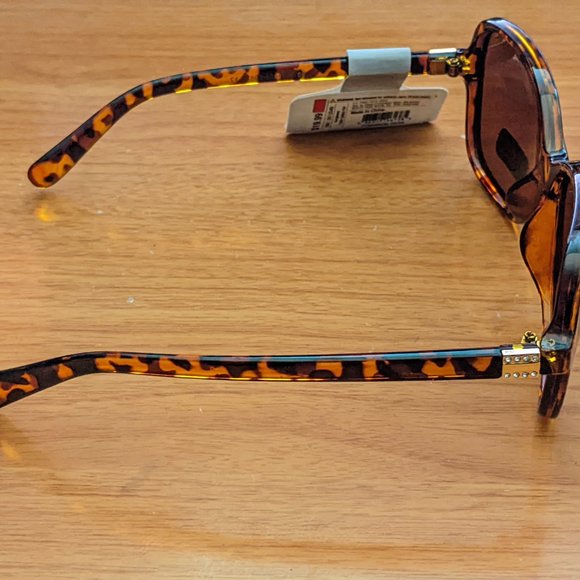 Fashion Sunglasses #16💥PRICE DROP💥 - Picture 7 of 9